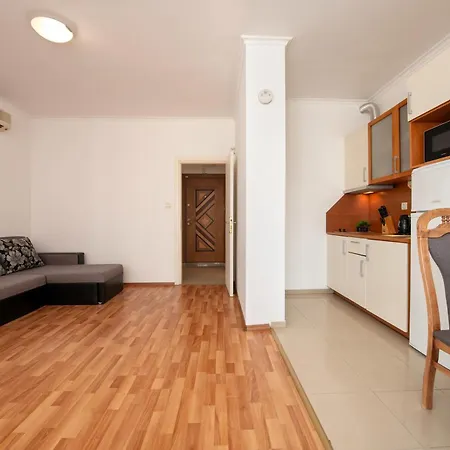 サン シティ I サニービーチ