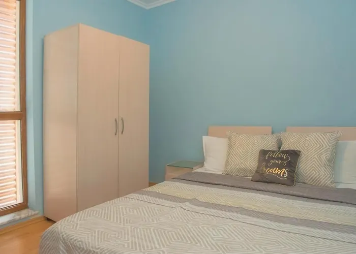 サン シティ I 4*