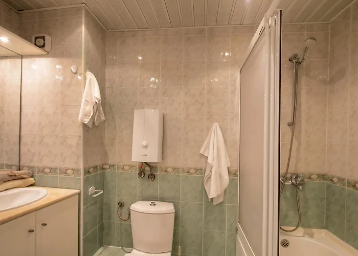 サン シティ I 4*