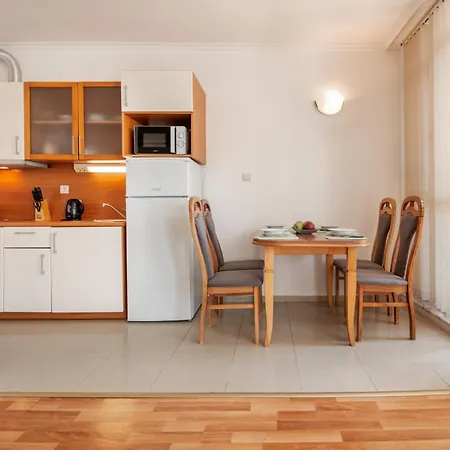 Sun I Апартхотел 4*